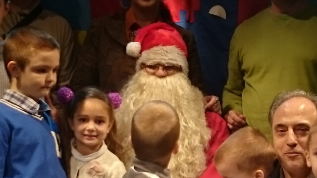 I ove godine za decu svojih radnika ComData je organizovala Novogodišnju predstavu