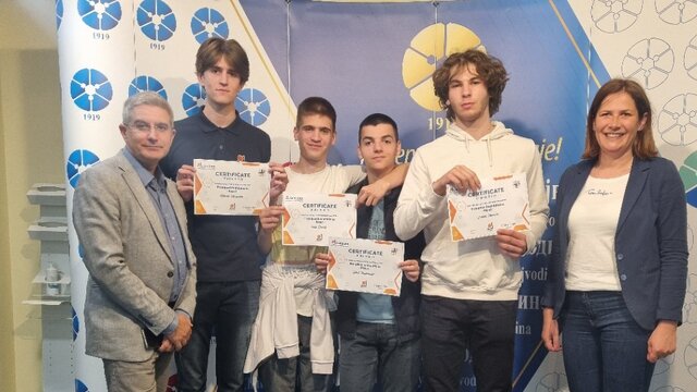 Erasmus Plus - FrontEnd-React Praktikum für Schüler aus Montenegro